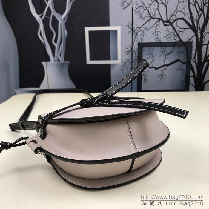 LOEWE羅意威 2018年新款 蝴蝶結包包 原單品質 爆款 06802 Gate Bag馬鞍包 斜挎包  jdl1052